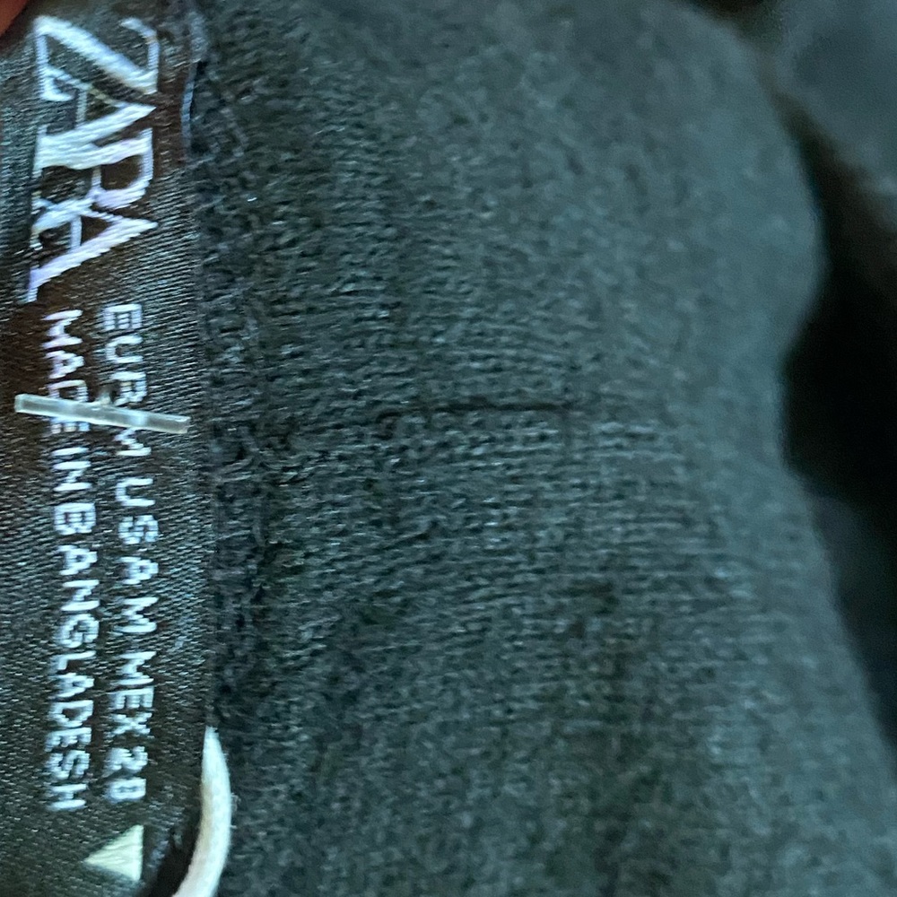 Zara Cropped Sweater - Picture 4 of 8